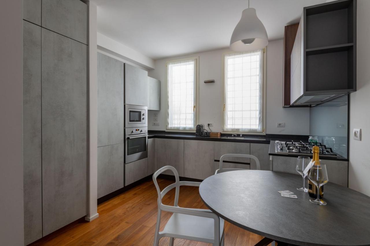 Milano Apartments Voghera Exterior photo