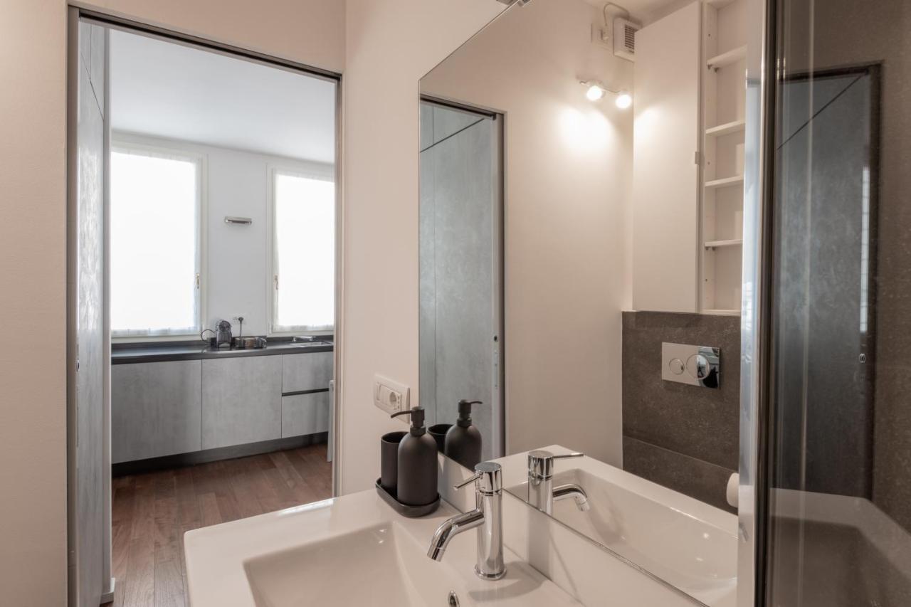 Milano Apartments Voghera Exterior photo